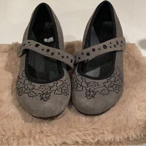 Gray Mary Jane Shoes with Floral Design